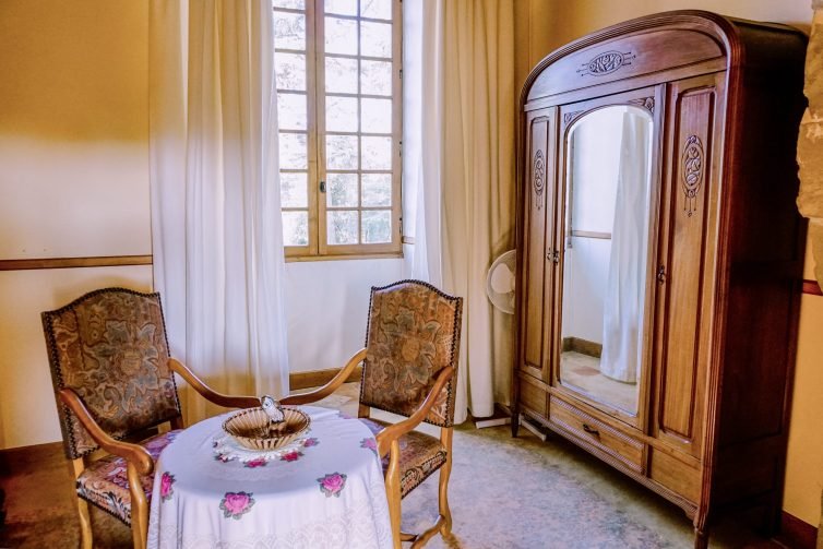 Templars%20Castle%20Les%20Serments%20Room%204%2C%20french%20chateaux%20for%20rent%2C%20holiday%20chateau%20france%2C%20renting%20a%20castle%20in%20france%20%286%29